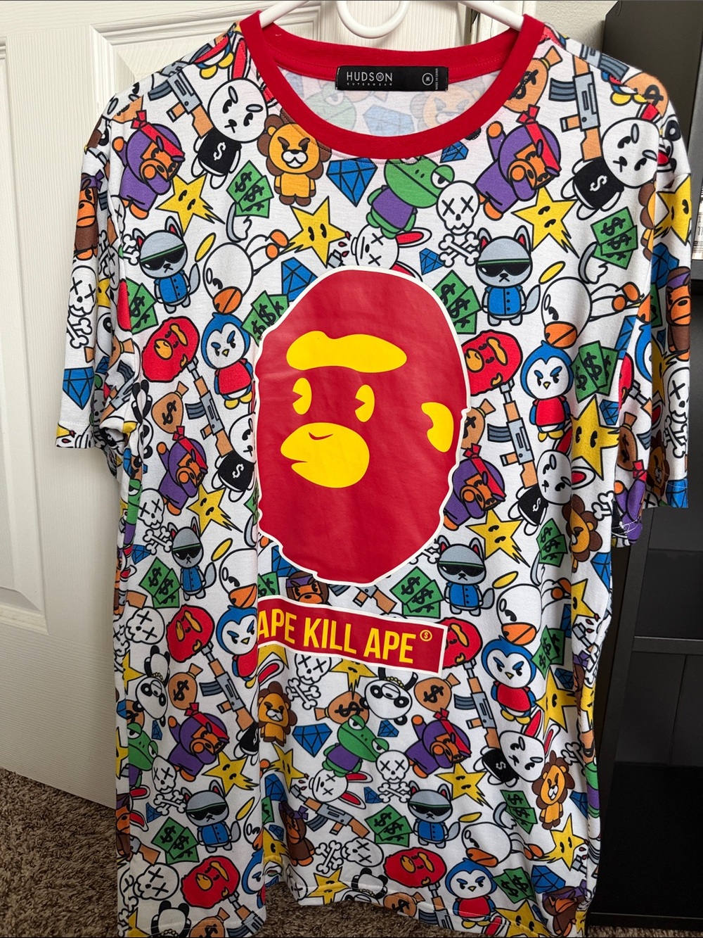 Hudson Red Multicolor Graphic Short Sleeve Tee